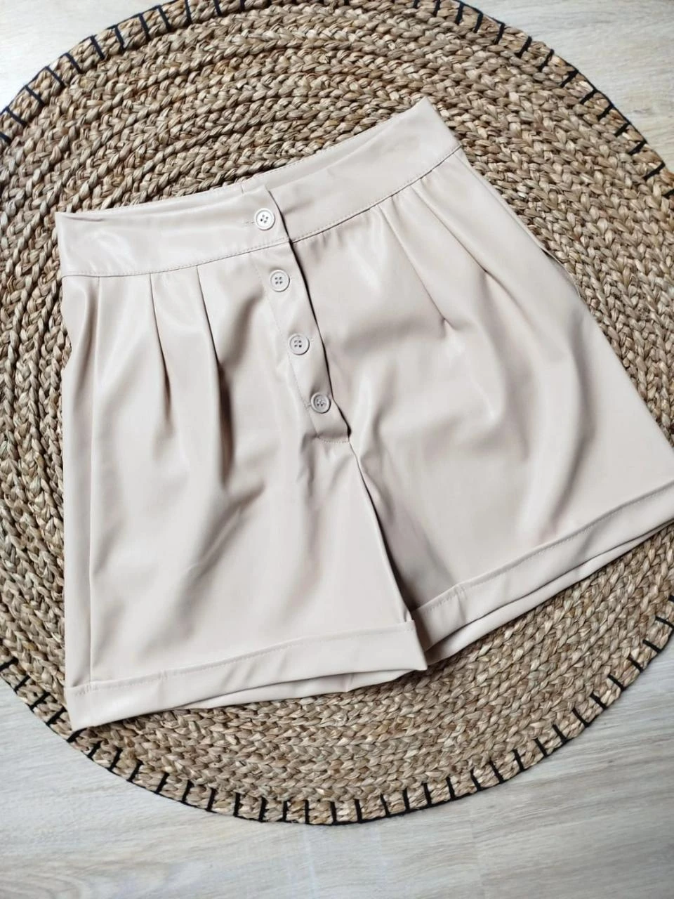 🎁Short habillé beige en similicuero NUEVO Cloothes Mujer Talla M / 38 – photo 4